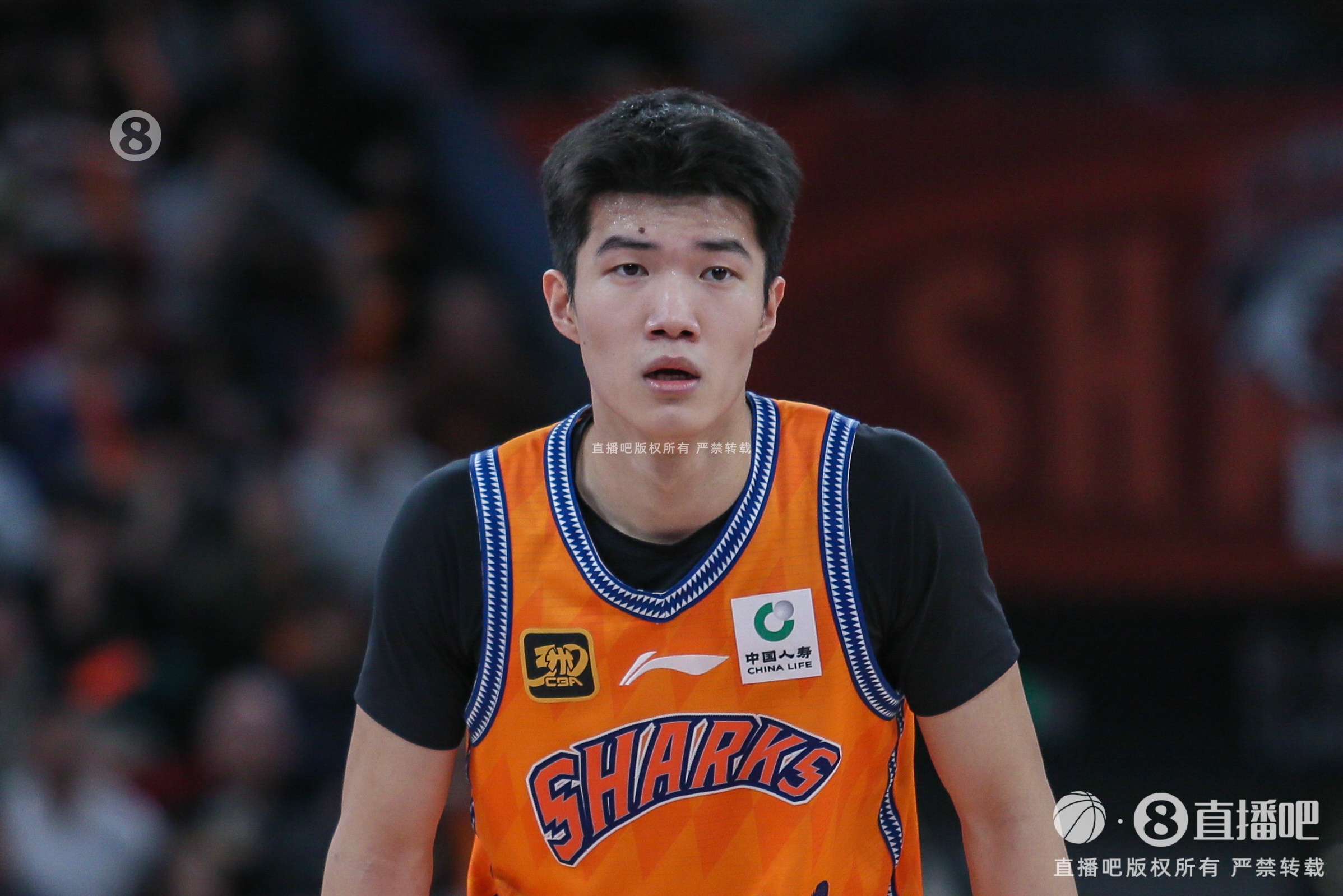 率先發(fā)力！偰李永煒首節(jié)5中4拿到11分 三分4中3